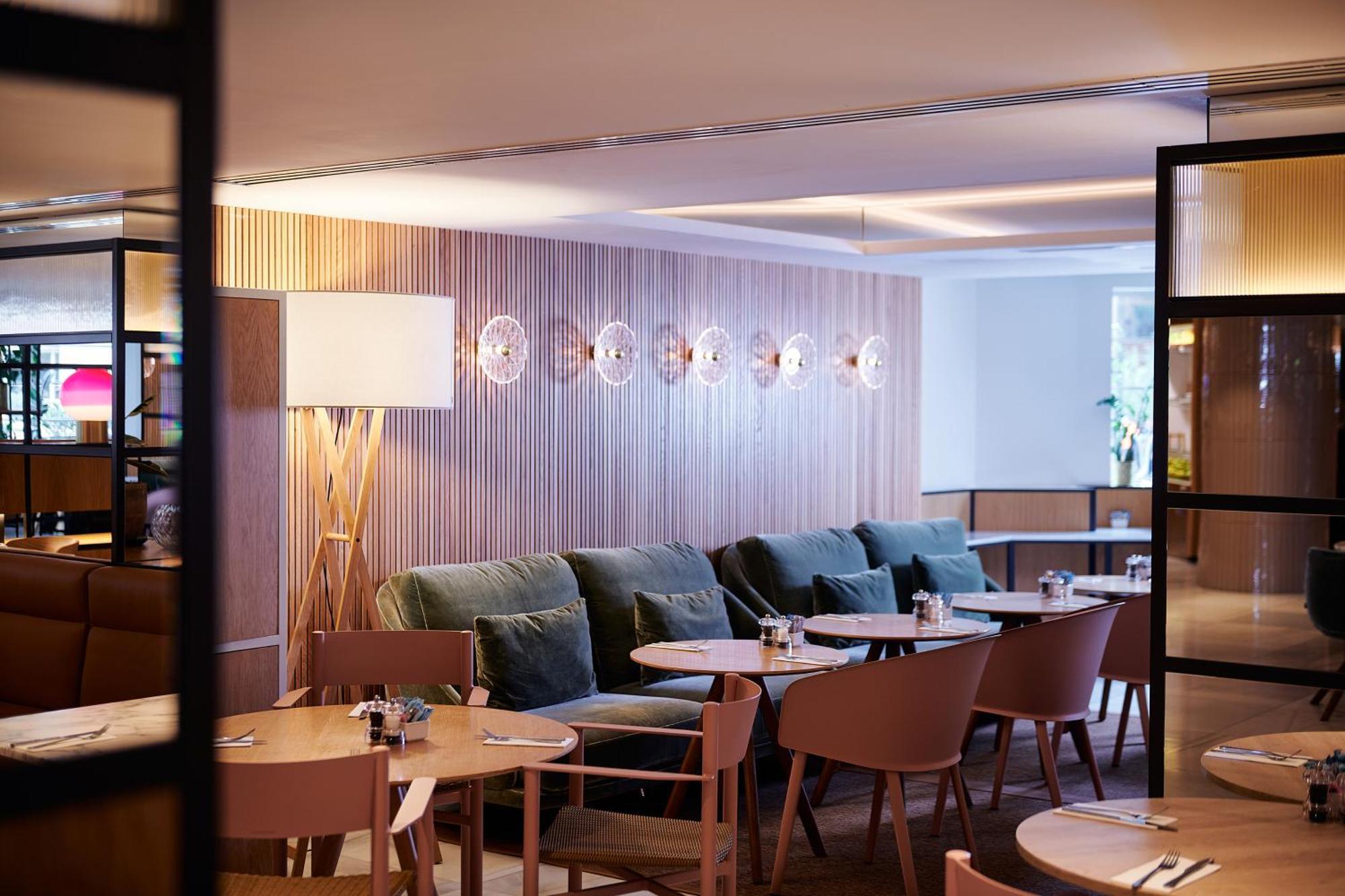 The Level At Melia White House Hotel Лондон Екстериор снимка