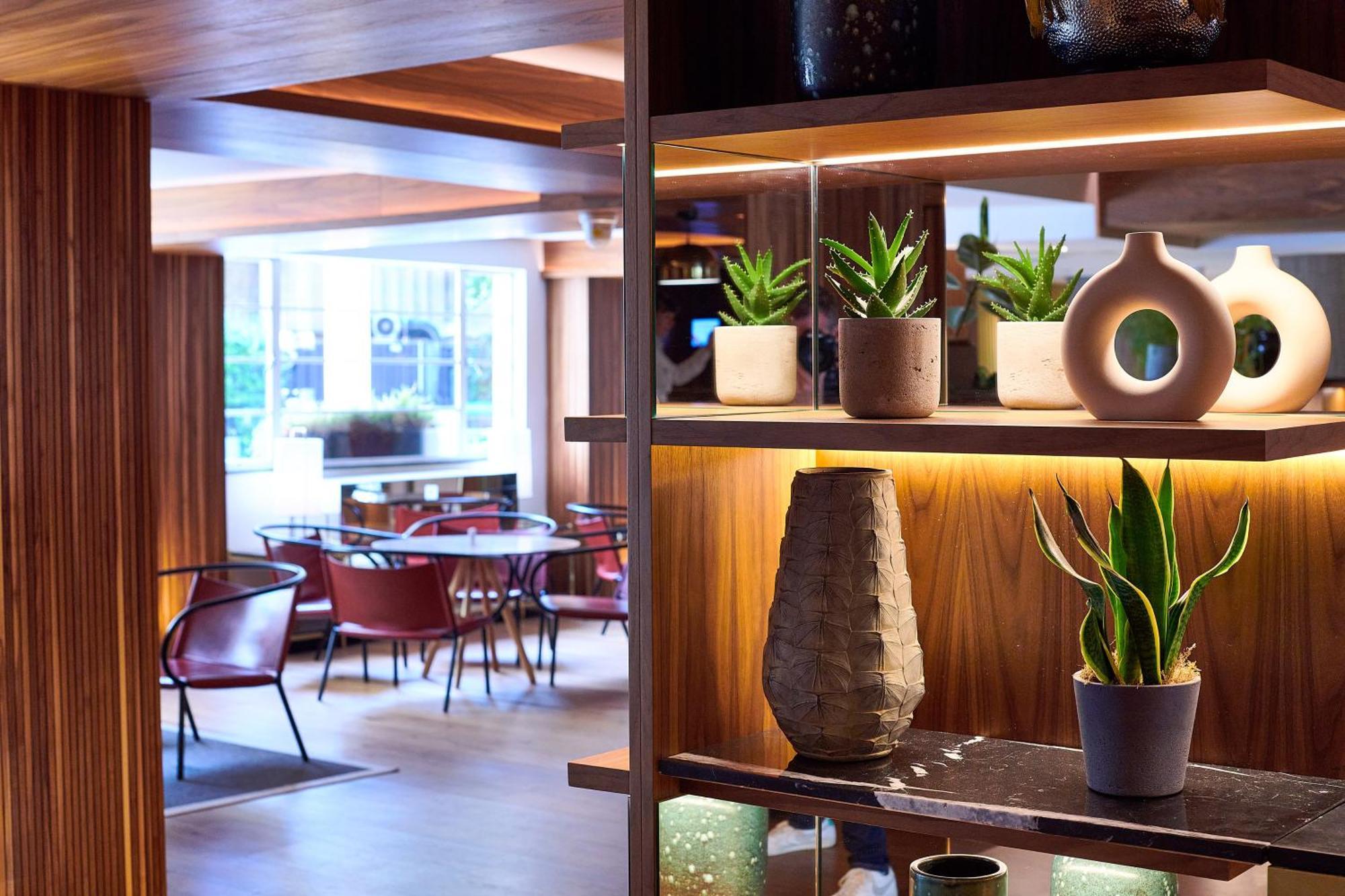 The Level At Melia White House Hotel Лондон Екстериор снимка